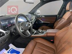 بی ئێم دەبڵیو X7